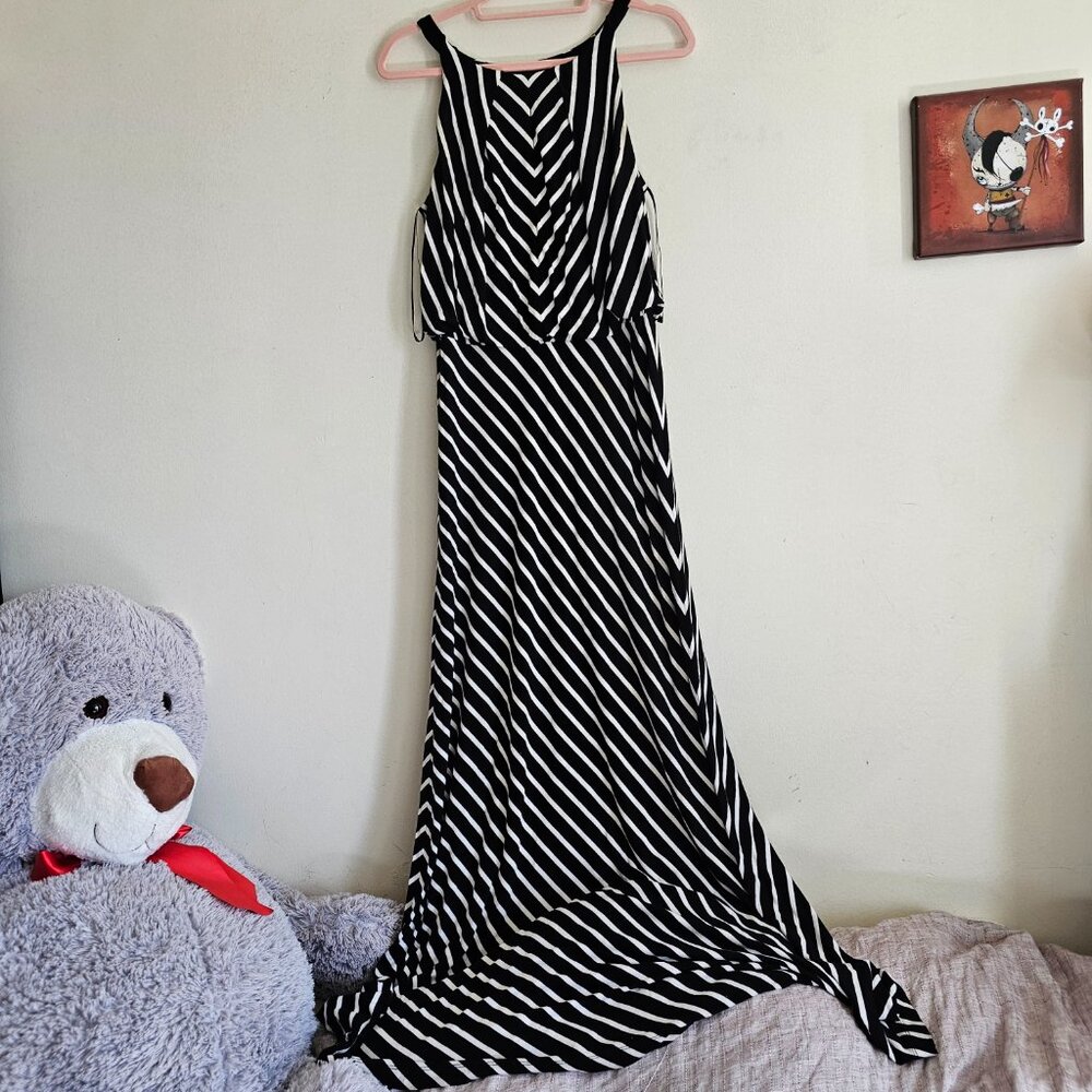 Marc New York by Andrew Marc Chevron Stripe Sleeveless Halter Maxi Dress S
